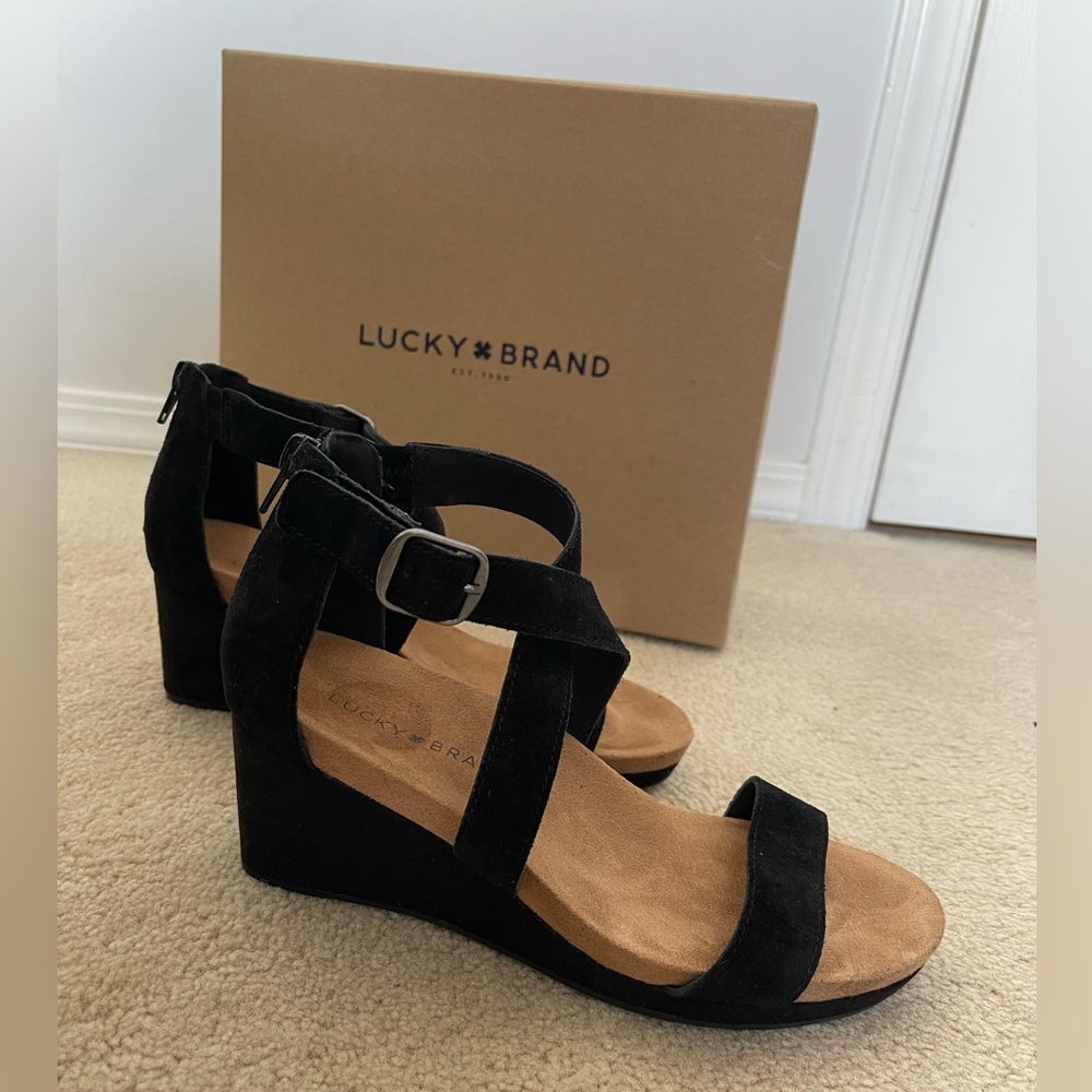 Lucky Brand Black Sandals Minimalist Design